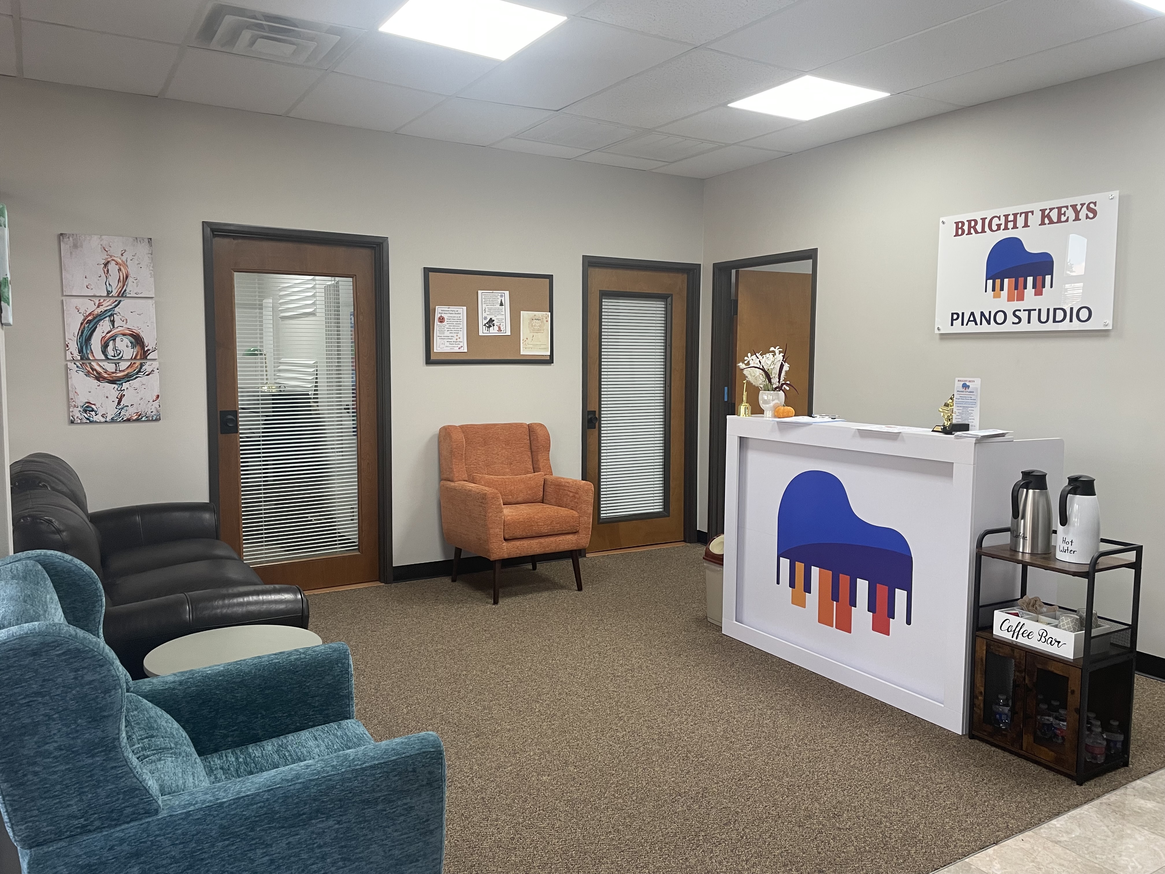Bright Keys Piano Studio welcoming waiting room